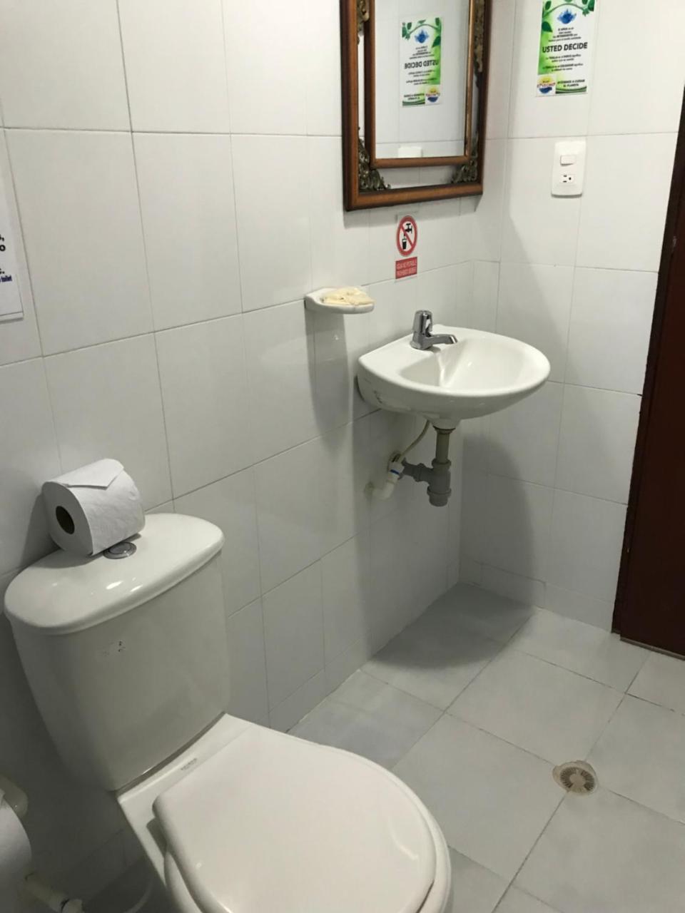 Hostal El Vecino San Andrés Exteriör bild